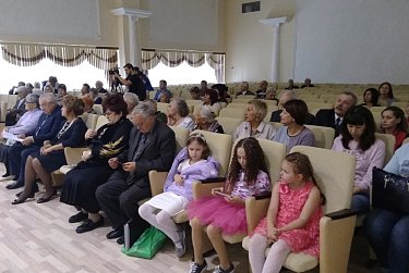 Депутаты провели встречу в приемной для «детей войны»